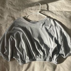 aerie cropped grey tshirt